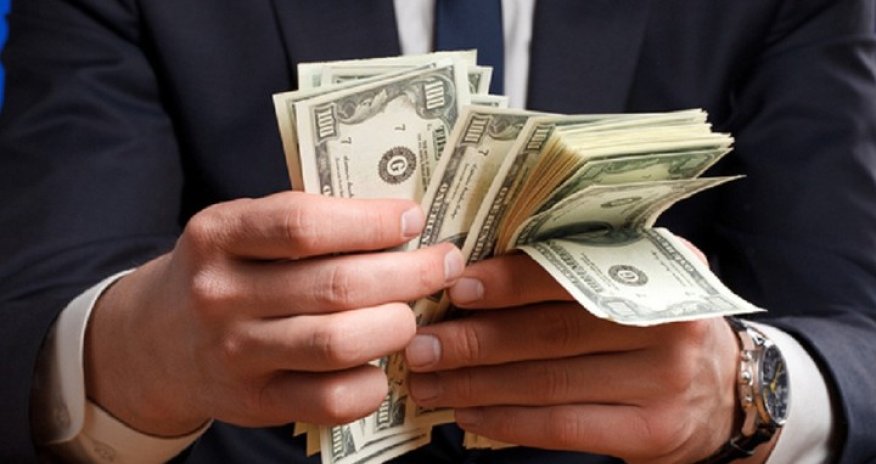 Dünyada milyarderlərin sayı artıb