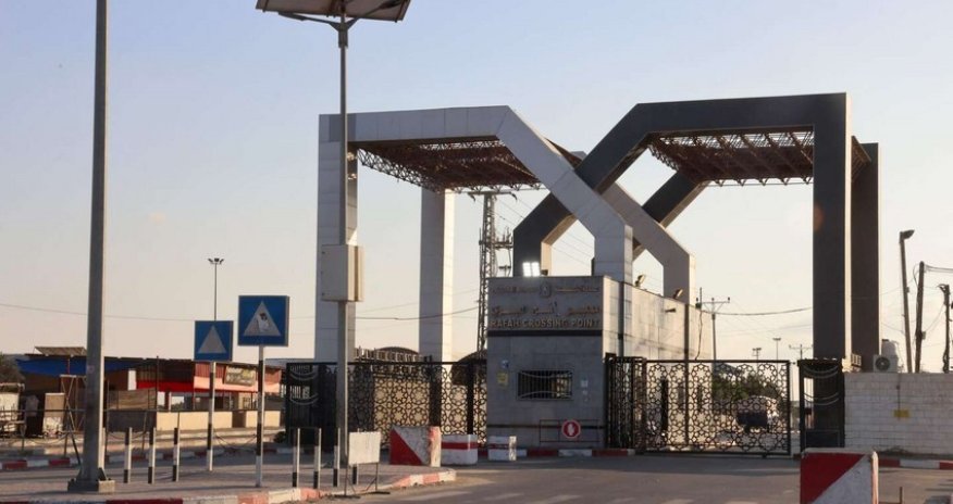 Around 90,000 liters of fuel delivered through Rafah checkpoint to Gaza Strip