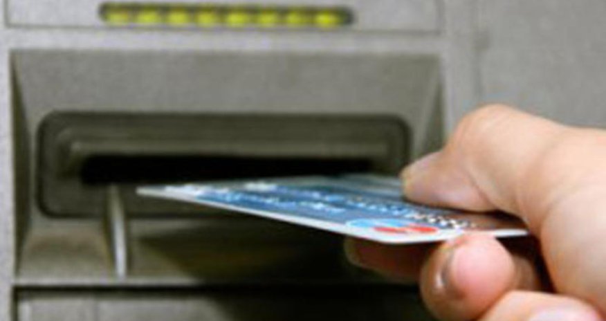 Bank kartlarından oğurluq edən daha 2 nəfər saxlanılıb