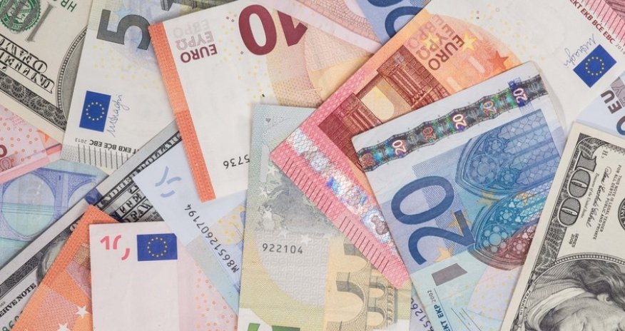 Günün məzənnəsi açıqlandı