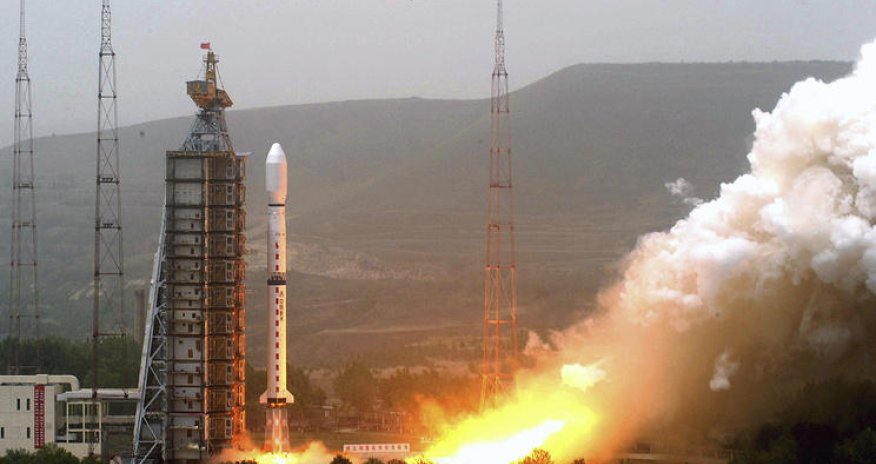 Çin Yer planetini uzaq məsafədən zondlayan peykini orbitə çıxarıb