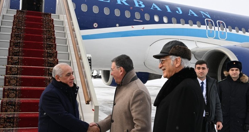 Əli Əsədov Moskvaya işgüzar səfərə gedib