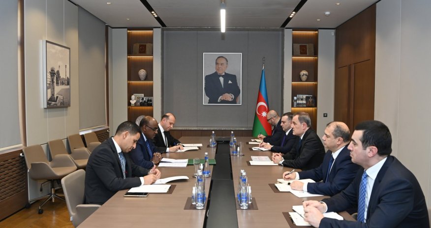 Ceyhun Bayramov İƏT baş katibinin müavini ilə görüşûb