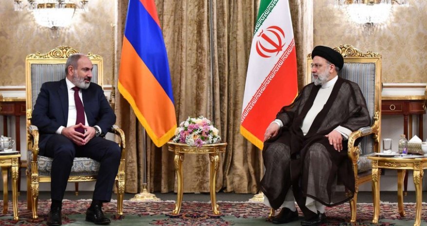 Paşinyan və Rəisi “3+3” platforması üzrə fikir mübadiləsi aparıb