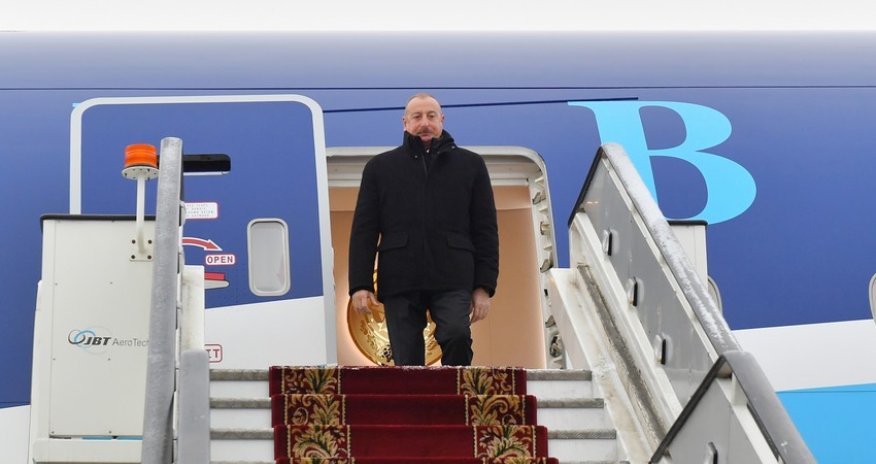 Əliyev Rusiyanın Sankt-Peterburqa işgüzar səfərə gedib