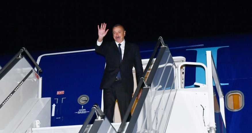 İlham Əliyevin Sankt-Peterburq şəhərinə işgüzar səfəri başa çatıb