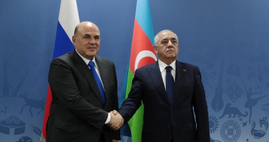 Azerbaijani, Russian PMs mull current issues of trade and economic co-op