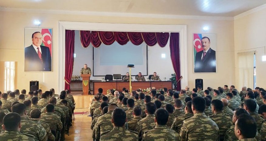 Azerbaijan Army holds meetings on summary of 2023