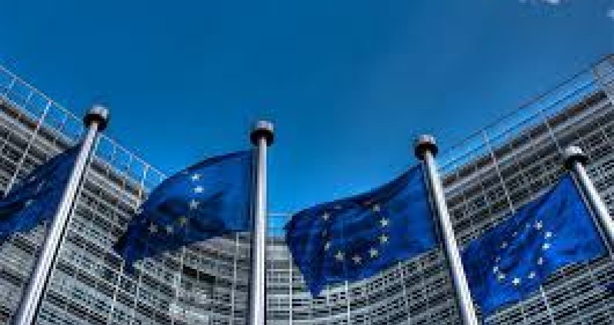 Aİ Rusiyaya məxsus dünyanın ən böyük almaz şirkətinə sanksiyalar tətbiq edib