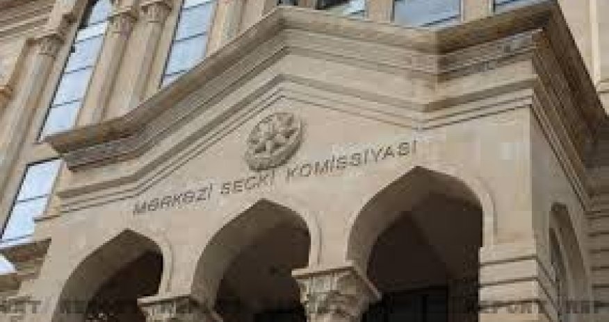 Zahid Oruc və Razi Nurullayevin prezidentliyə namizədliyi qeydə alınıb