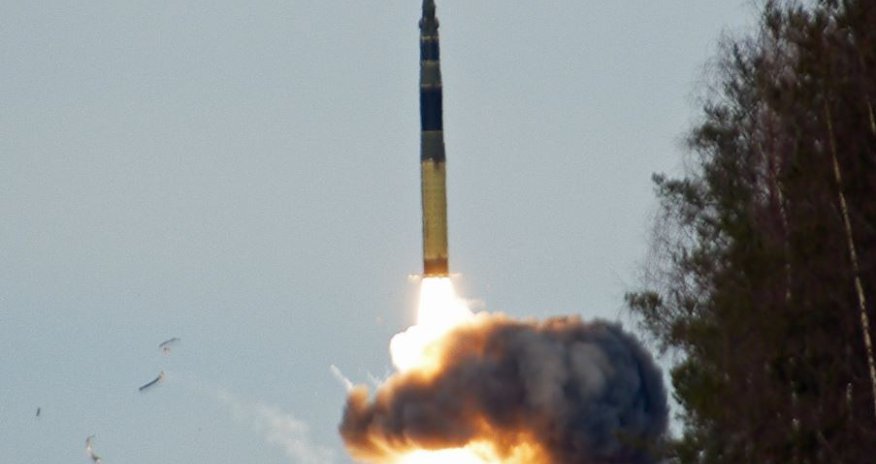 İran Pakistandakı hədəflərə raket zərbəsi endirib