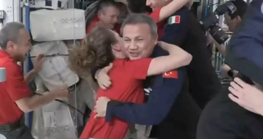 Türkiyəli astronavt Beynəlxalq Kosmik Stansiyada - VİDEO