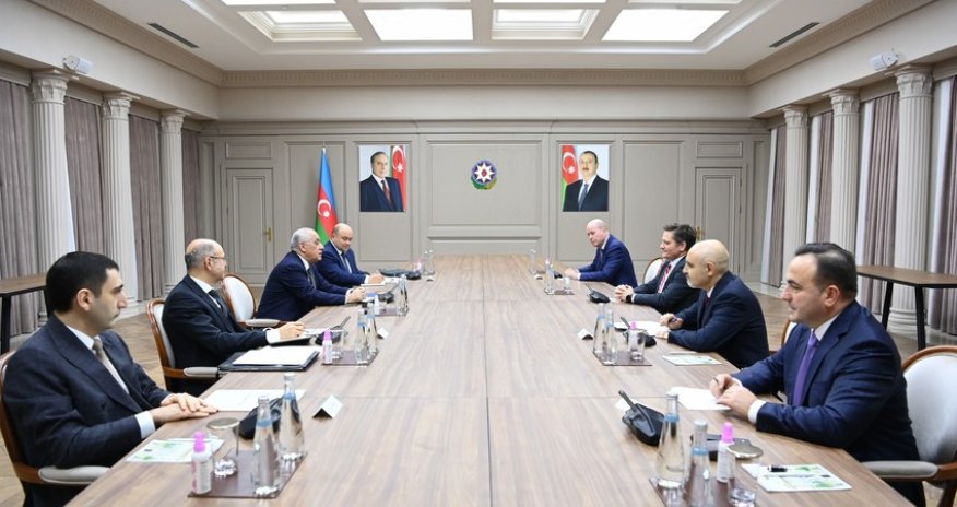 Əli Əsədov BP-nin vitse-prezidenti ilə görüşüb