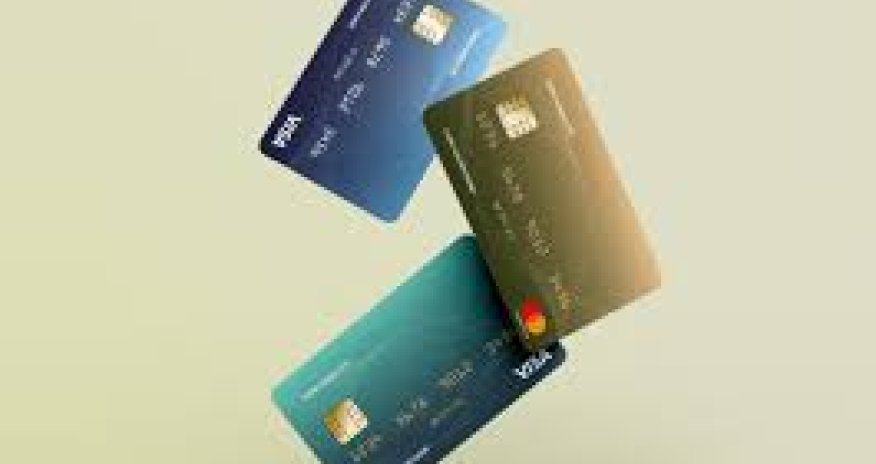 Azərbaycanda bank kartlarının sayı artıb