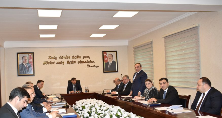 İcra başçısı sakinləri qəbul edib