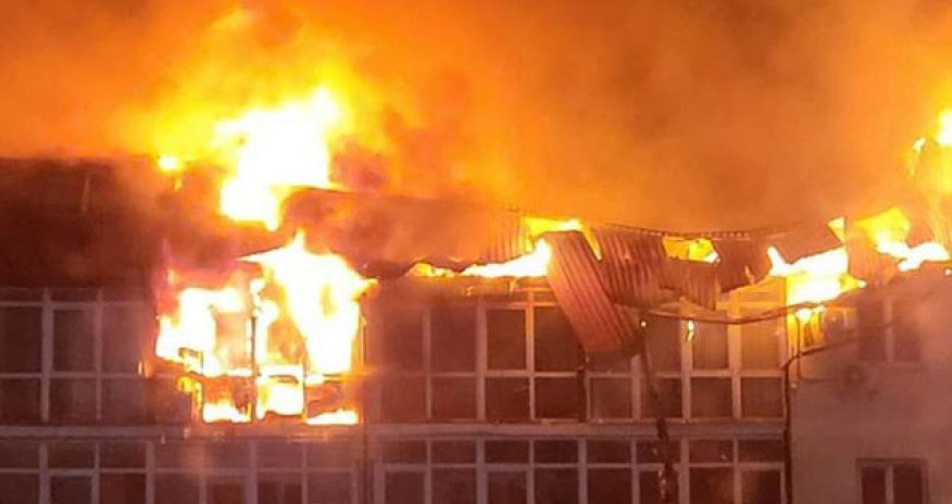 Rusiyada yaşayış binasında yanğın olub, 440 nəfər təxliyə edilib