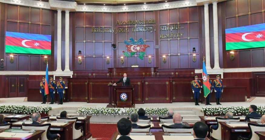 Milli Məclisdə İlham Əliyevin andiçmə mərasimi keçirilib - Video  - YENİLƏNİB