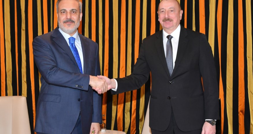 Prezident Münxendə Hakan Fidanla görüşüb