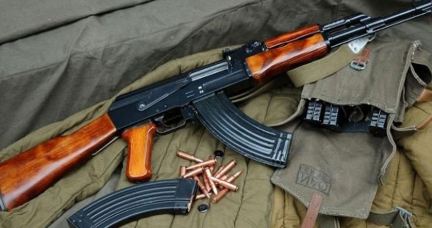 Machine guns, pistols, and other grenades found in Khankandi