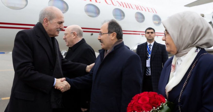 Numan Kurtulmuş Bakıya gəlib