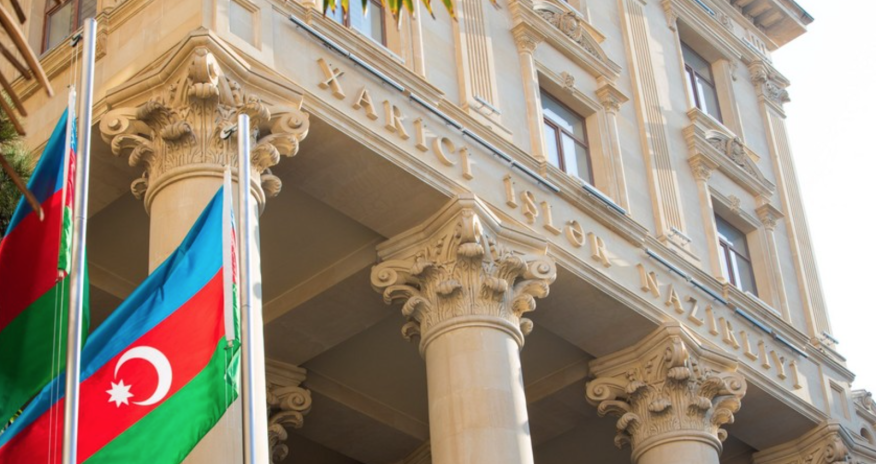 XİN Fransanın Azərbaycana qarşı olan siyasətini pisləyib