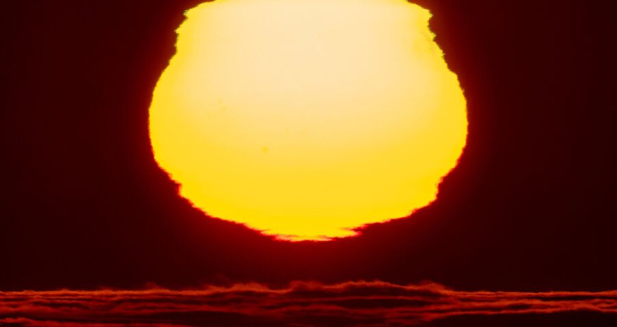 Günəşdə ard-arda iki partlayış baş verib