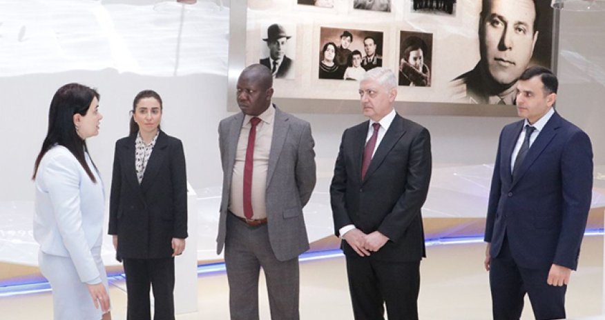 Keniya Baş prokuroru “Asan Xidmət” və “Hərbi Qənimətlər Parkı”nda olub