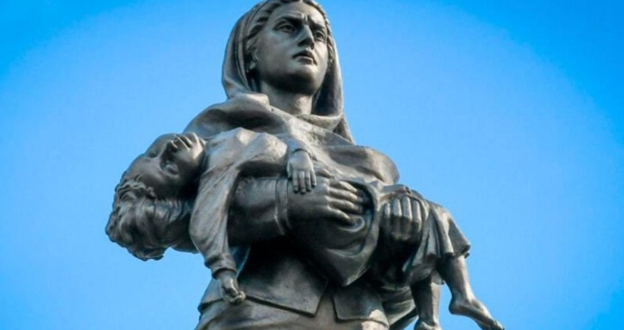 Посол США: Вместе с азербайджанцами скорбим по сотням погибших в Ходжалы