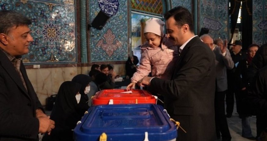 İranda parlament seçkiləri keçirilir