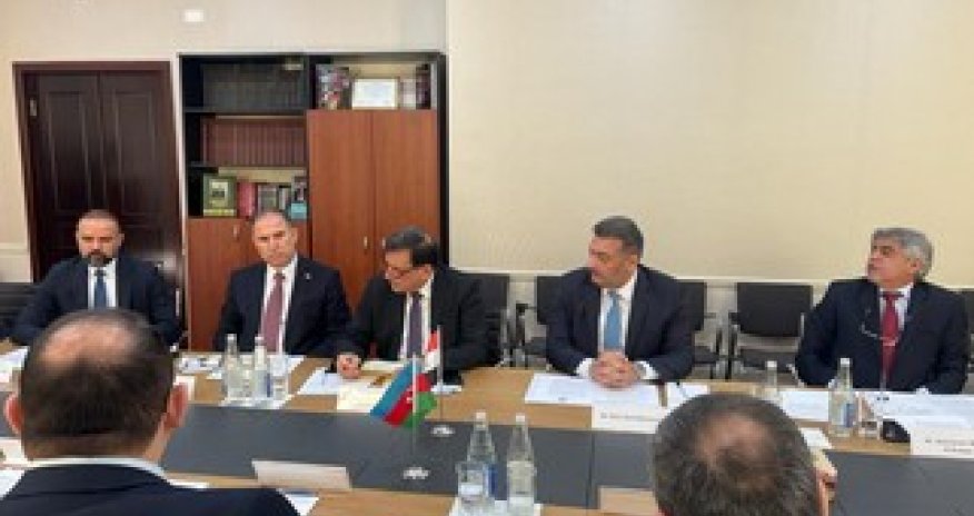 Azərbaycanla İraq ilk konsulluq məsləhətləşmələri keçirib