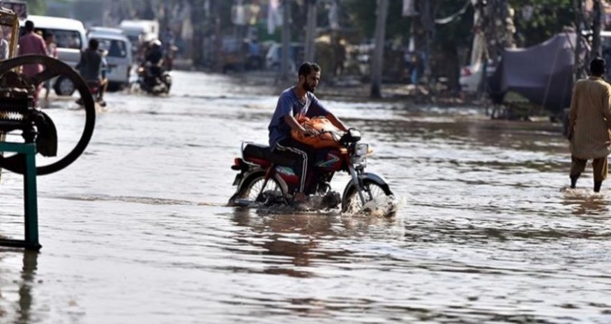 В Пакистане 27 человек погибли из-за последствий проливных дождей