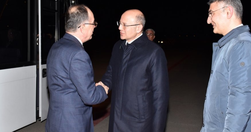 Albaniya Prezidenti Azərbaycana işgüzar səfərə gəlib