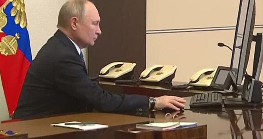 Putin onlayn səs verib - Video