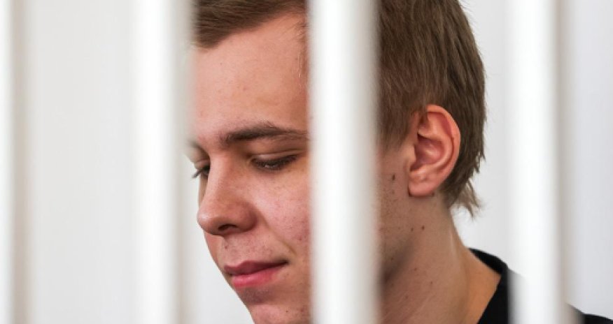 Бьет Кадыров, а виноваты другие