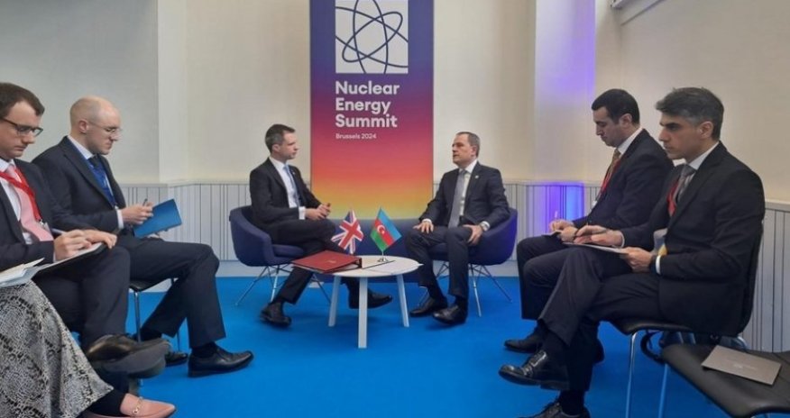 Джейхун Байрамов обсудил подготовку к COP29 с британским министром
