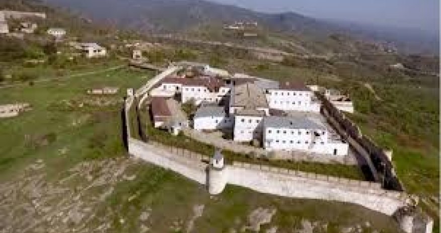 Заповедник: Шушинская тюрьма – это исторический памятник, кадры о ее сносе не отражают действительность