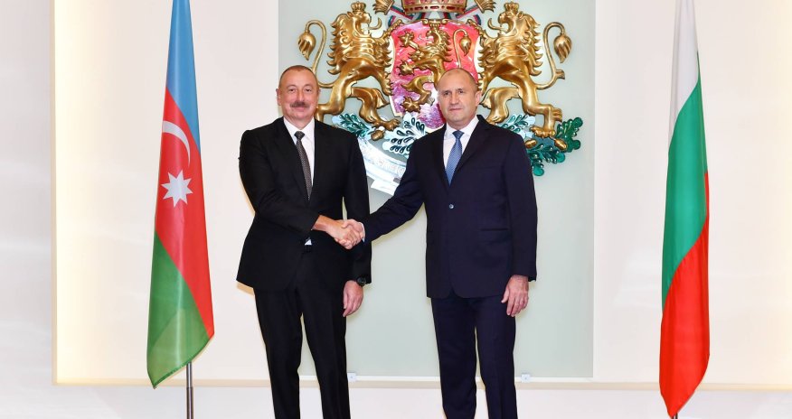 Bolqarıstan Prezidenti İlham Əliyevə zəng edib