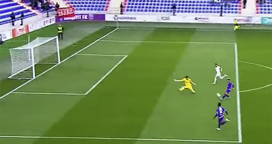 Azərbaycanda hakimdən biabırçı penalti qərarı - Video