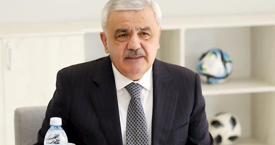 Futbola gəldiyimə görə peşman deyiləm - Rövnəq Abdullayev 