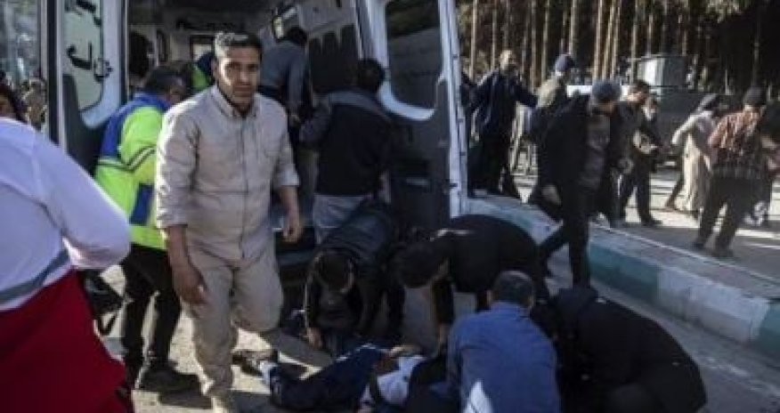 İranda polis məntəqlərində terror hadisəsi olub - Ölənlər var - VİDEO