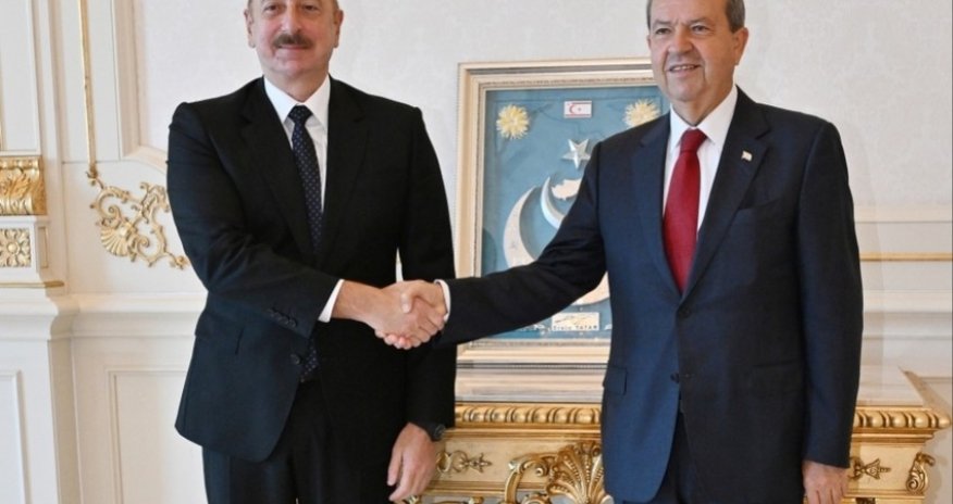 Ersin Tatar İlham Əliyevə  zəng edib