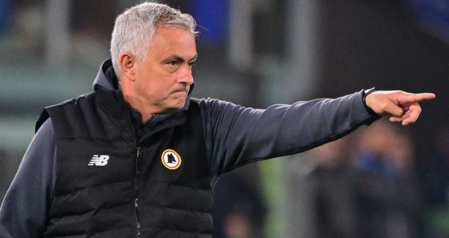 Стало известно, какой клуб АПЛ может возглавить Моуринью