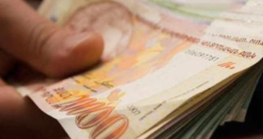 Ermənistanda orta aylıq əməkhaqqı 1149 manatdır