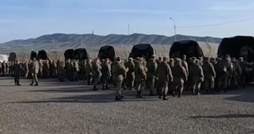 Sülhməramlıların Qarabağdan çıxmasının yeni görüntüləri yayılıb – Video