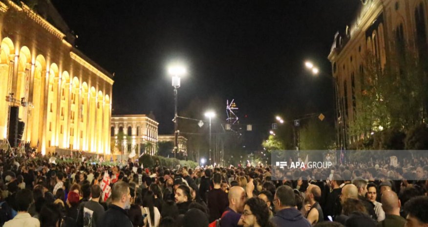 Tbilisidə parlament qarşısında etiraz aksiyası keçirilir