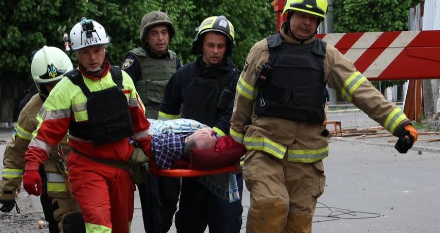 6 killed, 2 injured in Russian missile attack on Ukraine