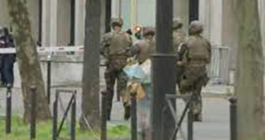 İranın Parisdəki Konsulluğunda özünü partlatmaq istəyən şəxs saxlanılıb