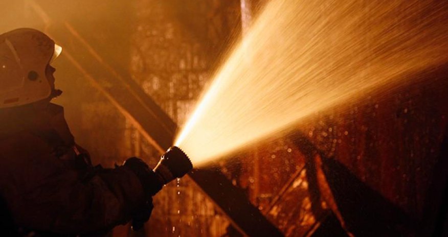 На хачмазском рынке вспыхнул пожар