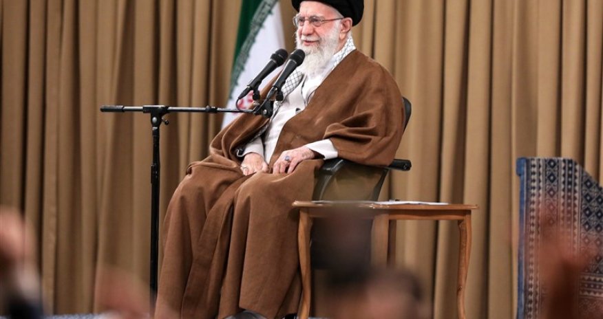 İran heç bir sanksiyalara tabe olmayacaq - Xamenei