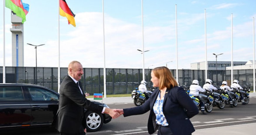 İlham Əliyevin Almaniyaya işgüzar səfəri başa çatıb